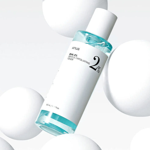Exfoliază blând cu Anua Toner BHA 2%, care reduce punctele negre și excesul de sebum. Formulat pentru ten sensibil, fără iritații sau uscăciune.