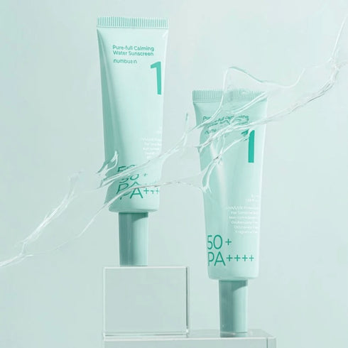 Protejează-ți pielea cu Numbuzin No. 1 Clear Filter Sun Essence SPF 50+ PA++++, soluția ideală pentru pielea sensibilă ce necesită protecție împotriva razelor UVA și UVB. Acest produs este special formulat pentru a oferi o barieră puternică împotriva soarelui, fără a bloca porii sau a irita pielea. Este liber de oxibenzonă și octinoxat, făcându-l perfect pentru utilizarea zilnică. Cu o textură ușoară și fără parfum, este soluția ideală pentru o protecție solară eficientă și confortabilă.