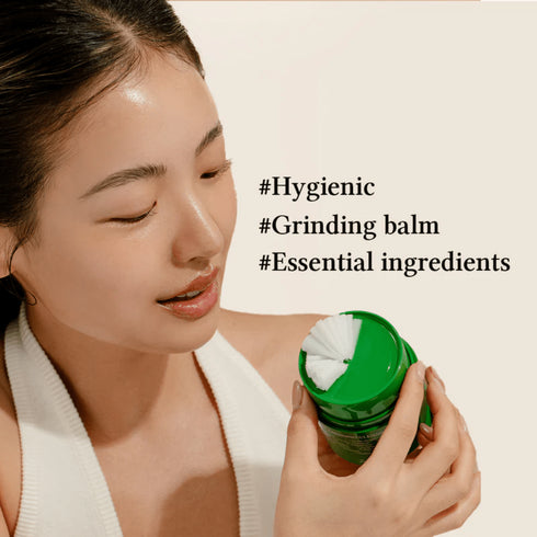 Perfect pentru toate tipurile de ten, inclusiv sensibil – balsamul de curățare Dr. Althea lasă pielea catifelată, echilibrată și fără reziduuri. wowskin.ro