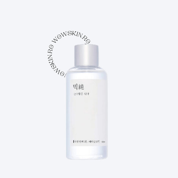 Mixsoon Bean Toner Experimentați simplitatea pură a tonicului Mixsoon Bean, unde minimalismul întâlnește îngrijirea eficientă a pielii. Acest flacon de 300 ml este un paradis de ingrediente esențiale, formulate pentru a vă hrăni pielea. Plonjați pe tărâmul îngrijirii delicate cu acest tonic pe bază de extract de fasole, care promite să vă revitalizeze tenul. Perfect pentru toate tipurile de piele, este soluția ideală pentru o față echilibrată, hidratată și reîmprospătată