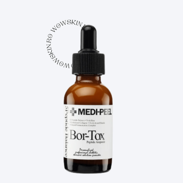 Vă prezentăm MEDPEEL Bor-Tox Peptide Ampoule, un elixir al tinereții pentru pielea dumneavoastră. Acest ser puternic, capturat pe un fundal cald, auriu, valorifică puterea peptidelor pentru a întineri și a restaura.Conceput pentru îngrijirea profesională a pielii la domiciliu, acesta vizează liniile fine și ridurile, promovând un ten mai neted și mai ferm. Formula Bor-Tox este o dovadă a dedicării MEDPEEL pentru soluții anti-îmbătrânire inovatoare și eficiente