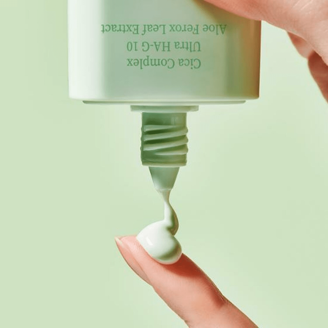 CICA CALMING SUN SERUM 50ML SPF50+ PA++++ - WowSkin Romania