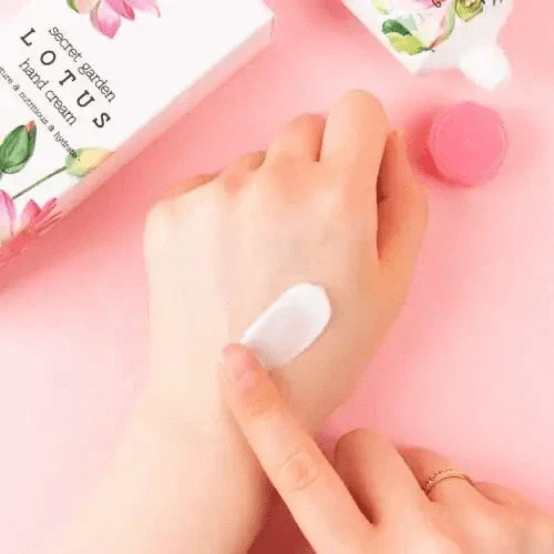 Secret Garden LOTUS Hand Cream, 100 ml - WowSkin Romania