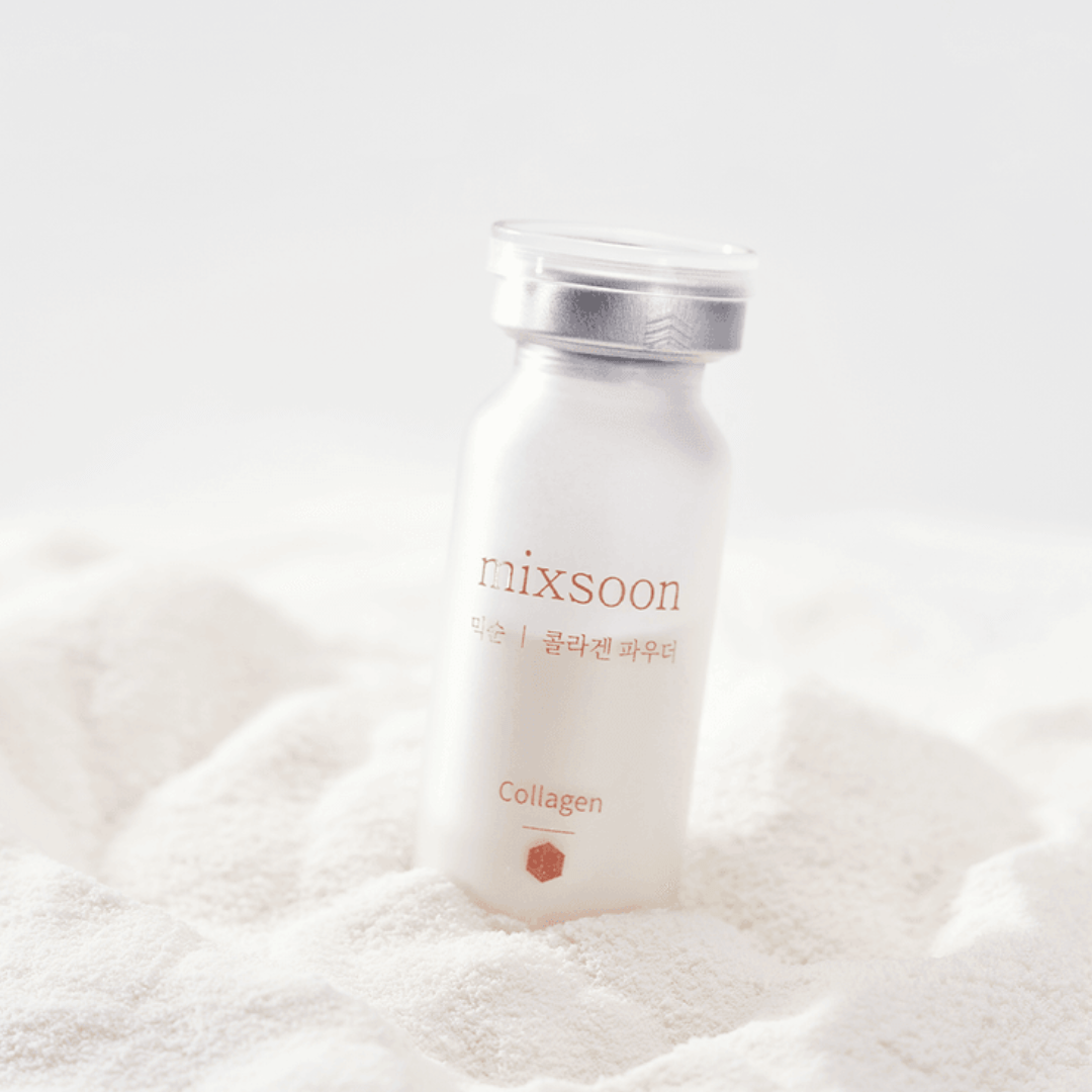 Mixsoon Collagen Powder, 3g Revitalizează-ți pielea cu pulberea de colagen Mixsoon's Collagen Powder, cel mai bun stimulent pentru piele într-un pachet minimalist. Concepută pentru a fi amestecată cu serurile sau cremele dvs. preferate, această pudră de colagen pur se îmbină perfect pentru a spori fermitatea și elasticitatea pielii. Fiecare aplicare oferă o explozie concentrată de colagen, ajutând la reducerea aspectului liniilor fine și al ridurilor, promovând în același timp un ten tânăr și radiant.