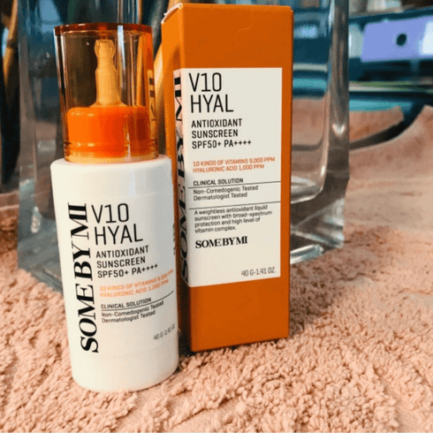 V10 HYAL Antioxidant Sunscreen SPF50+